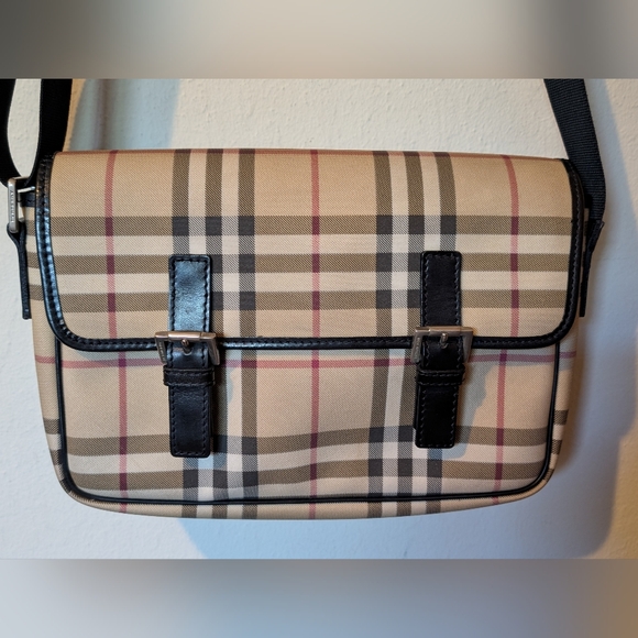 Burberry Prince of Gale Checkered Bag Canvas & Black Leather Trim Excellent! - Picture 4 of 17